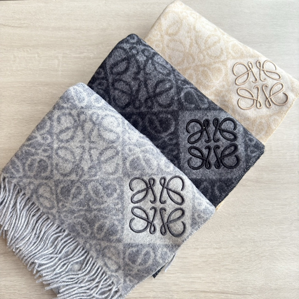 ブランドマフラー背面デザイン